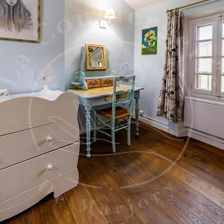 בית נופש Maison Les Borrels 2 הייר