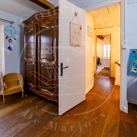 Maison Les Borrels 2 הייר