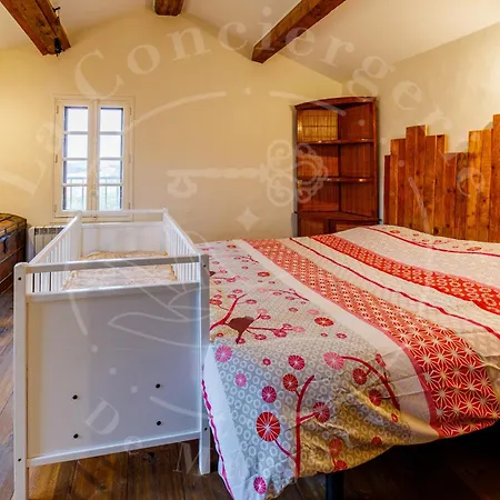 Maison Les Borrels 2 * הייר